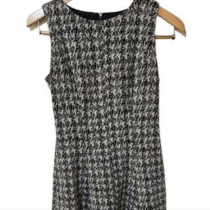 LAUREN RALPH LAUREN Wool Knit & Leather Sleeveles Dress   Black And White Size 4